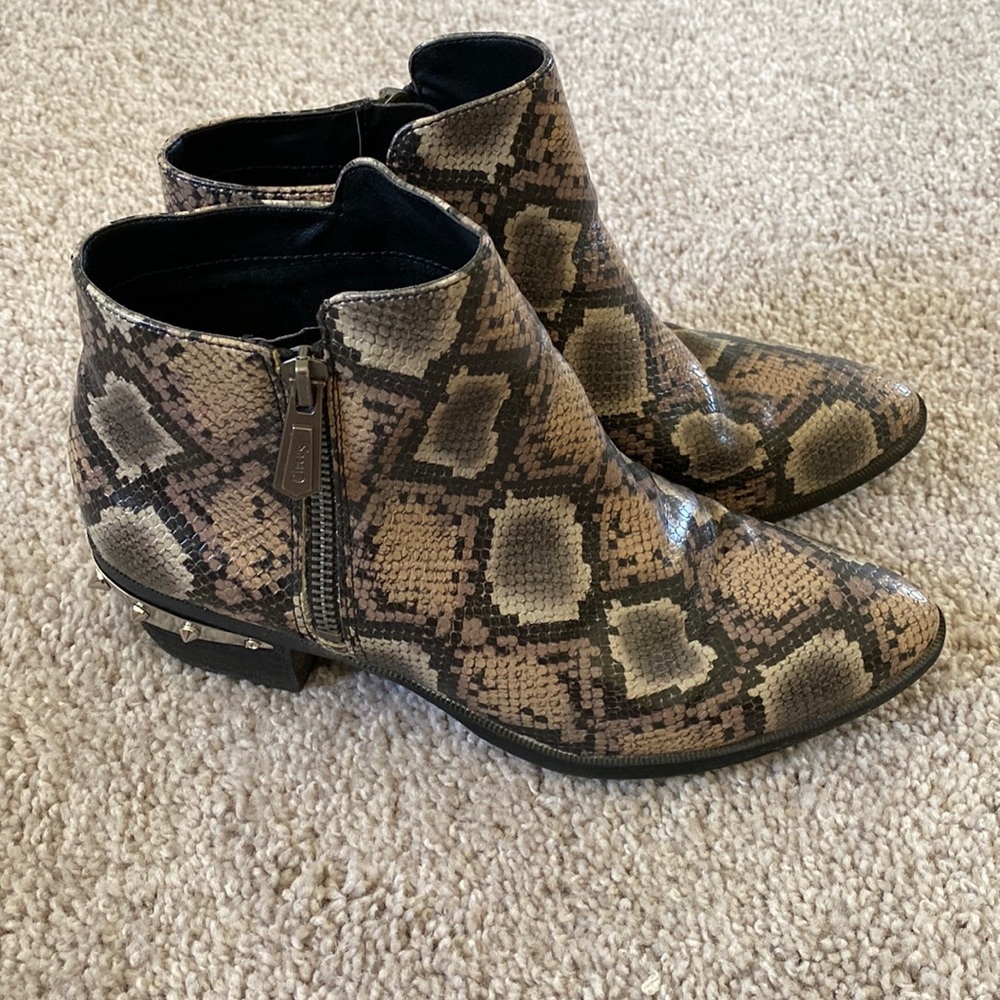 Gently used sam edelman booties
